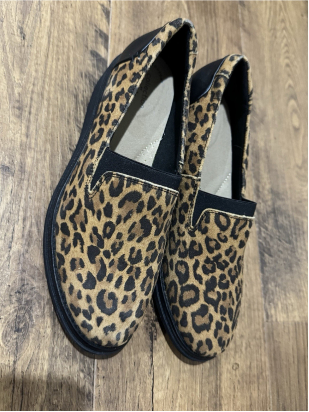 Clarks Shoes Womens 7.5 M Leopard Print Sharon Slip On Platform Comfort Loafers